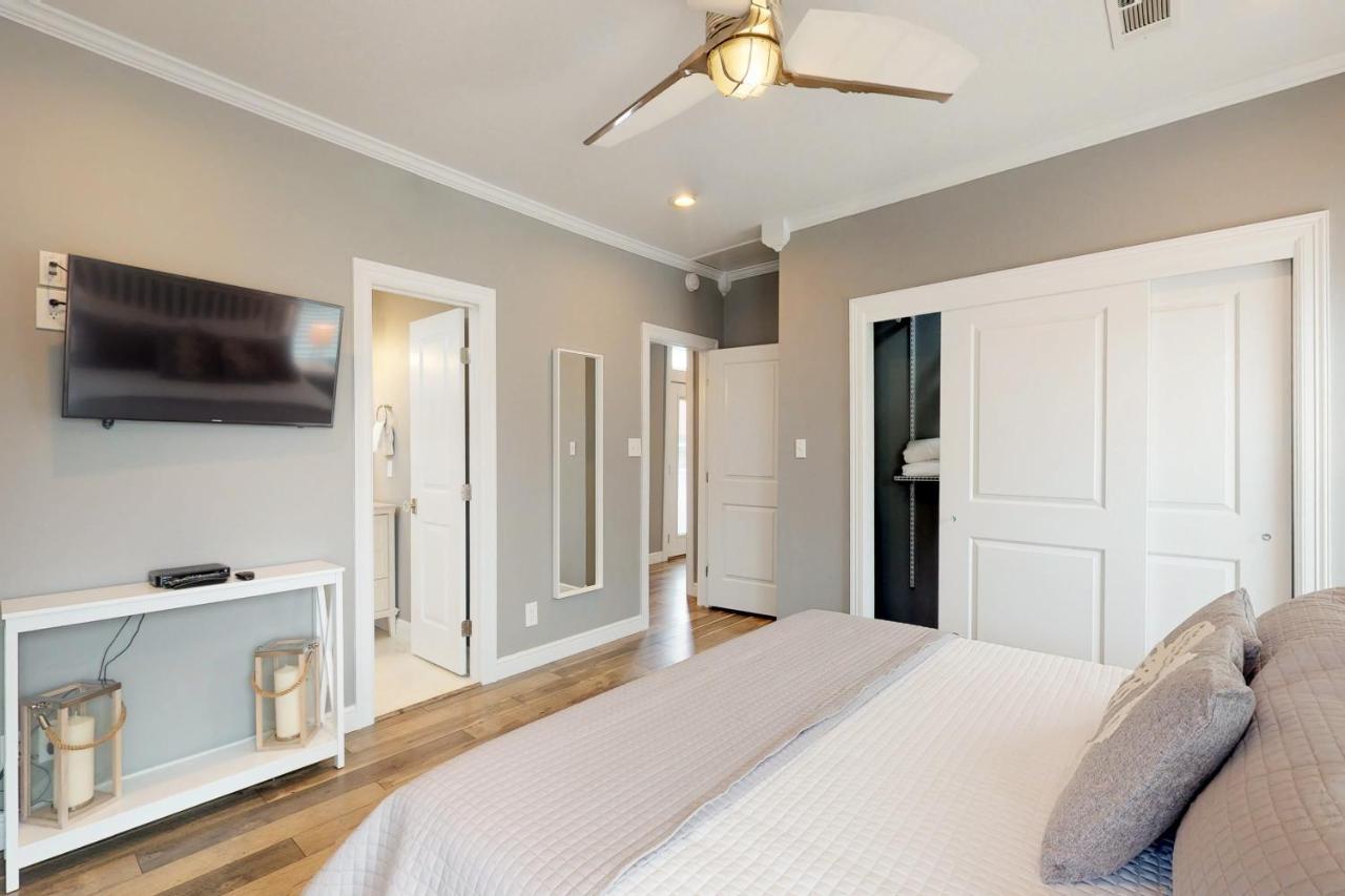 The Breezy Bungalow Galveston Buitenkant foto