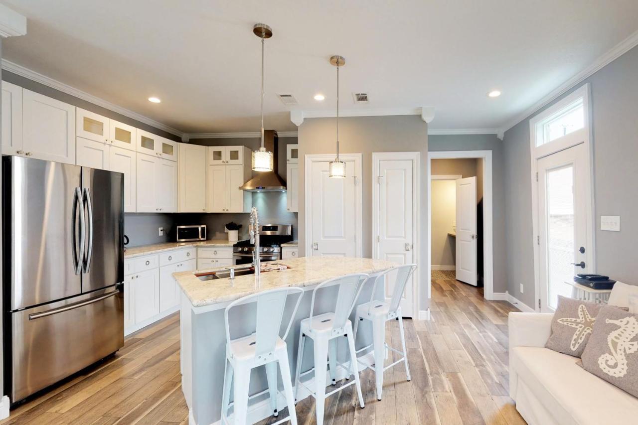 The Breezy Bungalow Galveston Buitenkant foto