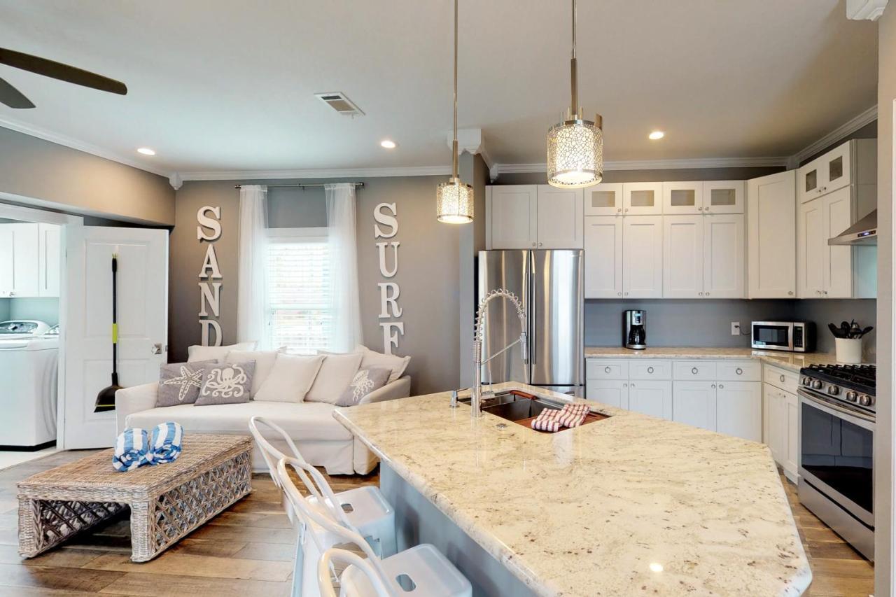 The Breezy Bungalow Galveston Buitenkant foto