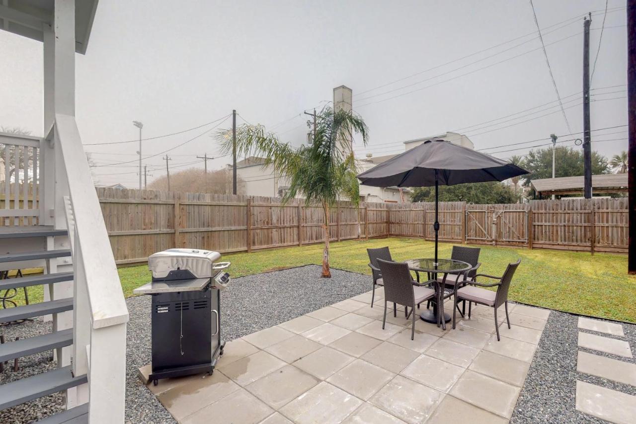 The Breezy Bungalow Galveston Buitenkant foto